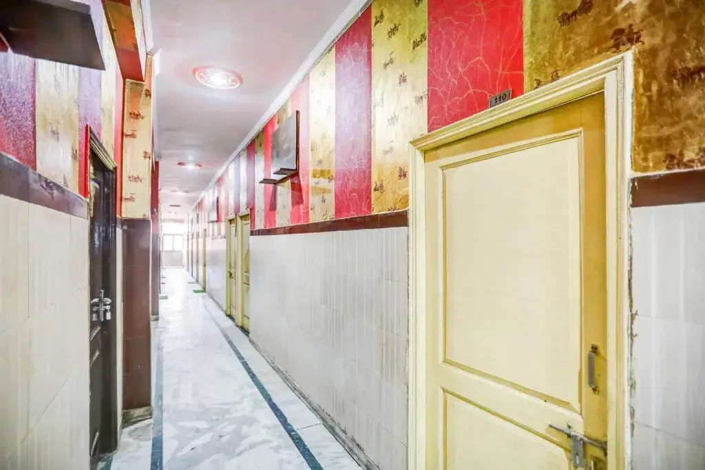Hotel Hrl by OYO Rooms