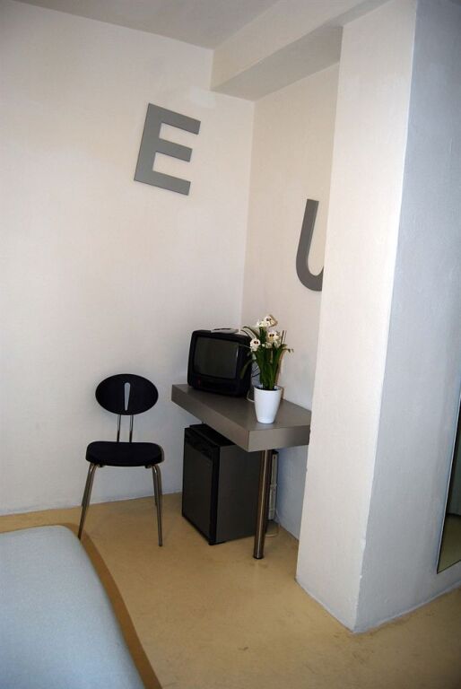 Image 12