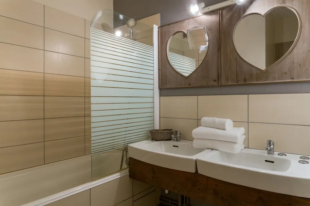 The Originals Access, Hostellerie des Pins - Chambres