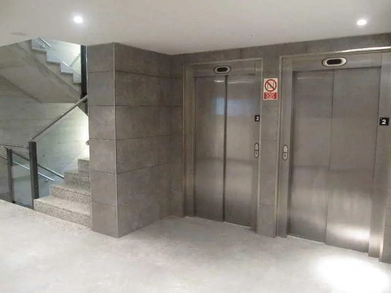Lobby & Reception