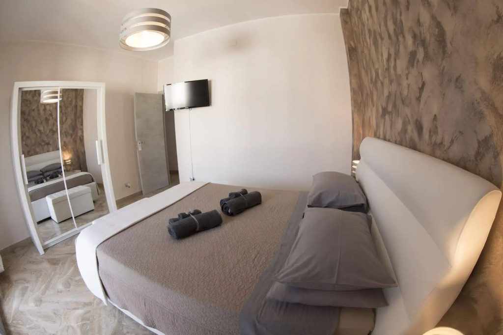 Penthouse Station Luxury Suites & Apts - Général