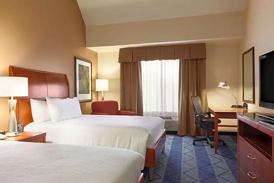 Hilton Garden Inn Lancaster - Tap to explore photos