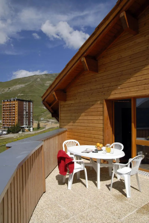 Balcony & Terrace