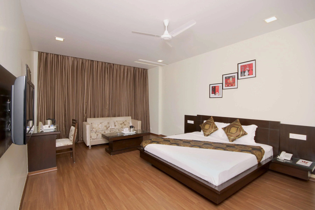 Standard Double room (full double bed)