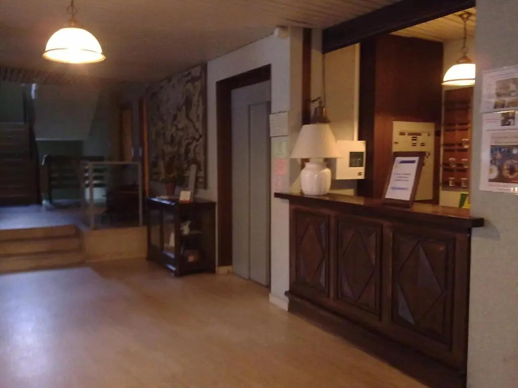 Hotel Du Commerce logis de france - Chambres
