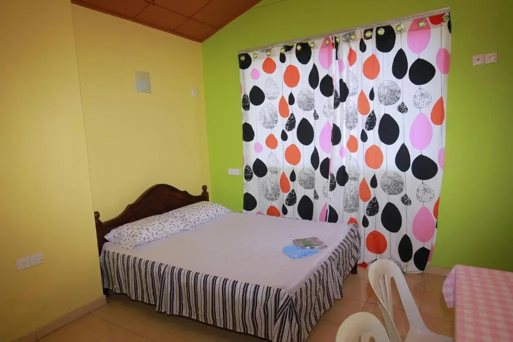 Economy room