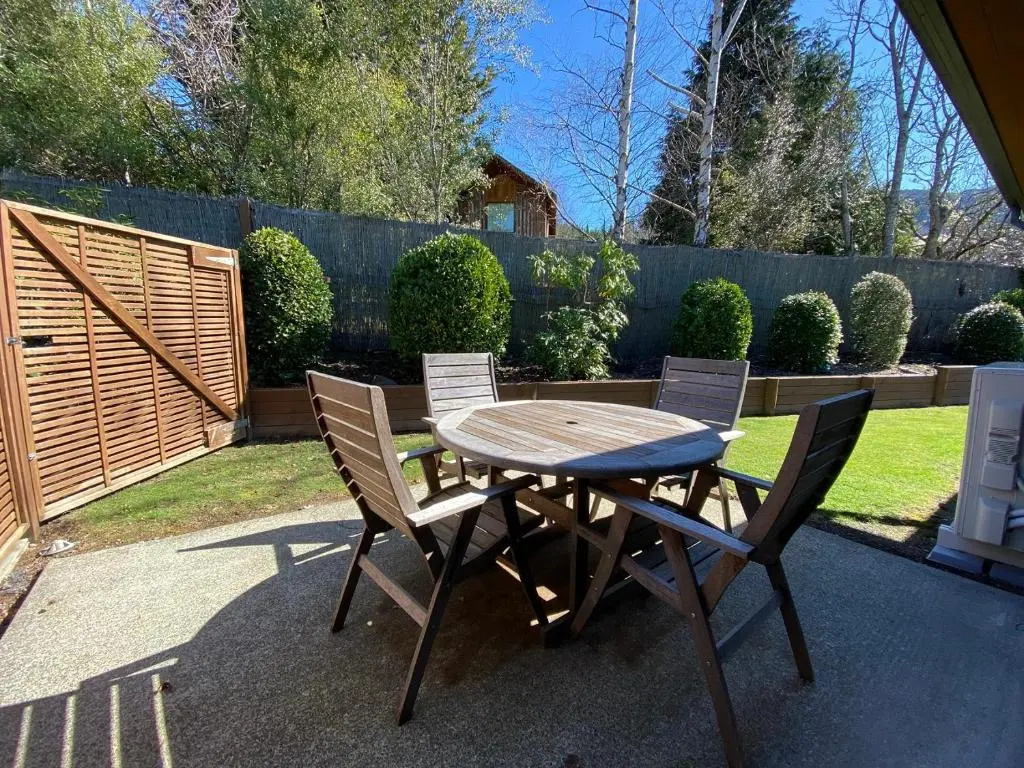 11 Forest View Cl