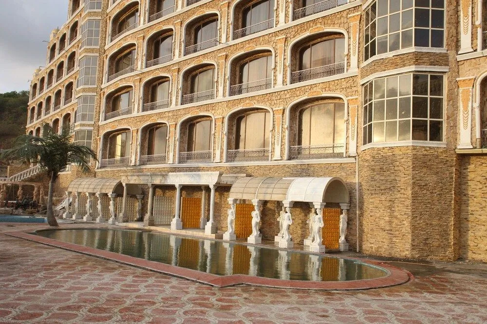 Imperial Grand Palace Hotel