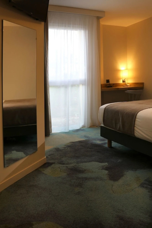 Standard Double room with garden view (full double bed)