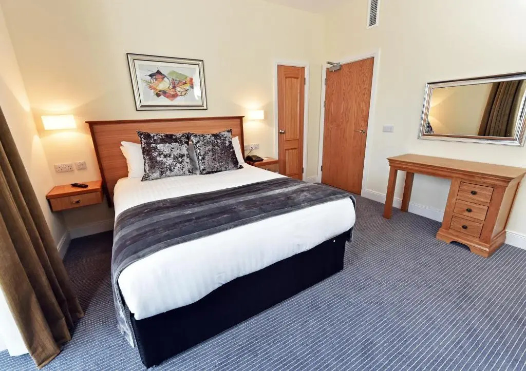 Royal Athenaeum Suites - Chambres