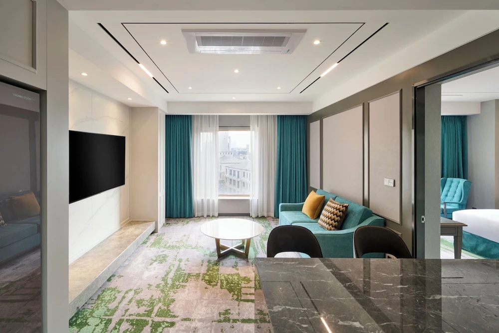 1 Bedroom Deluxe Double room (full double bed)