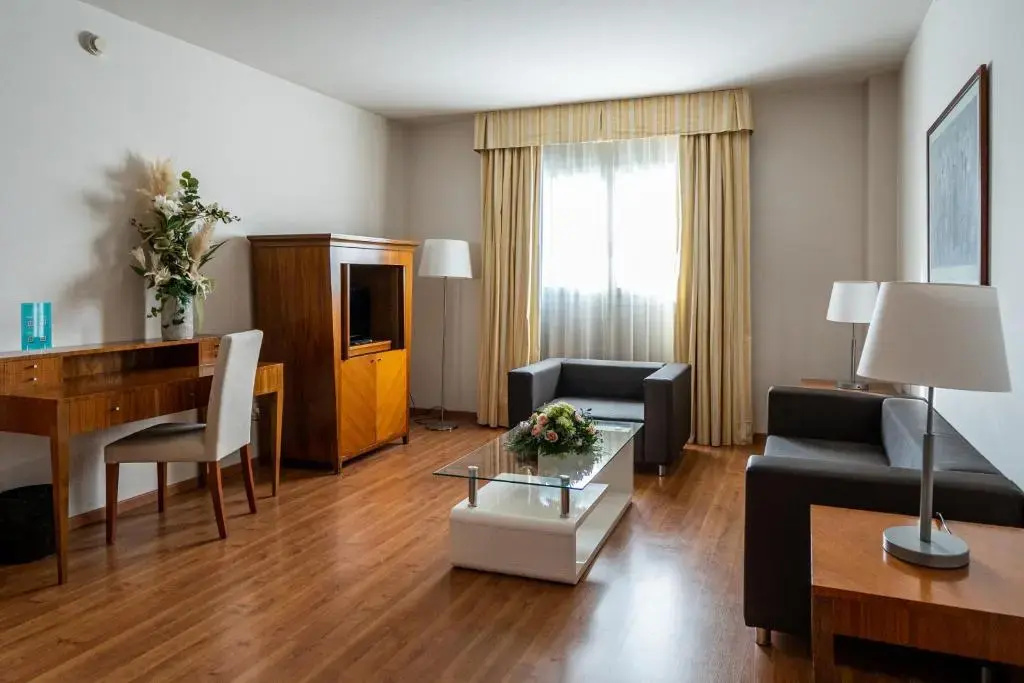 Sercotel Avenida Hotel Almería - Chambres