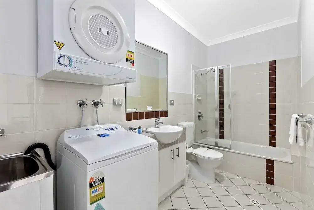 1 Bedroom Deluxe Apartment with balcony and with partial ocean view