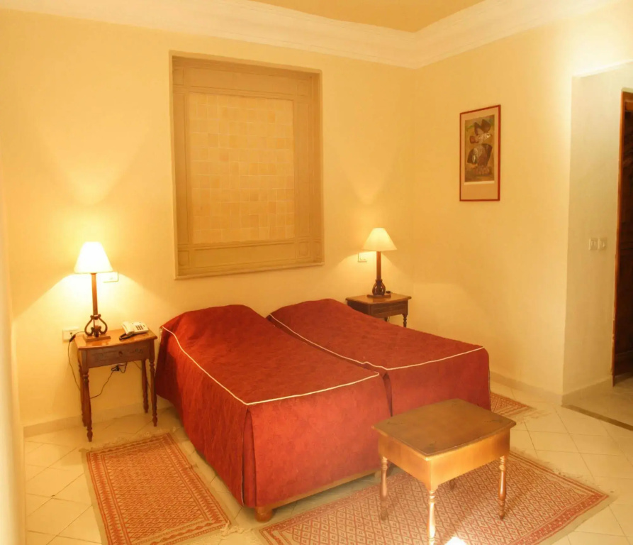 Hotel photo 12