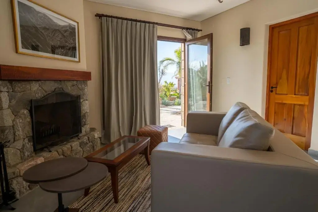 Deluxe Double room (full double bed)