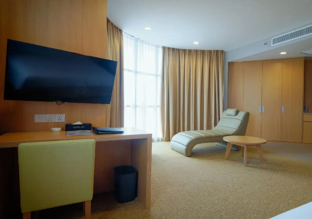 Lobby & Reception