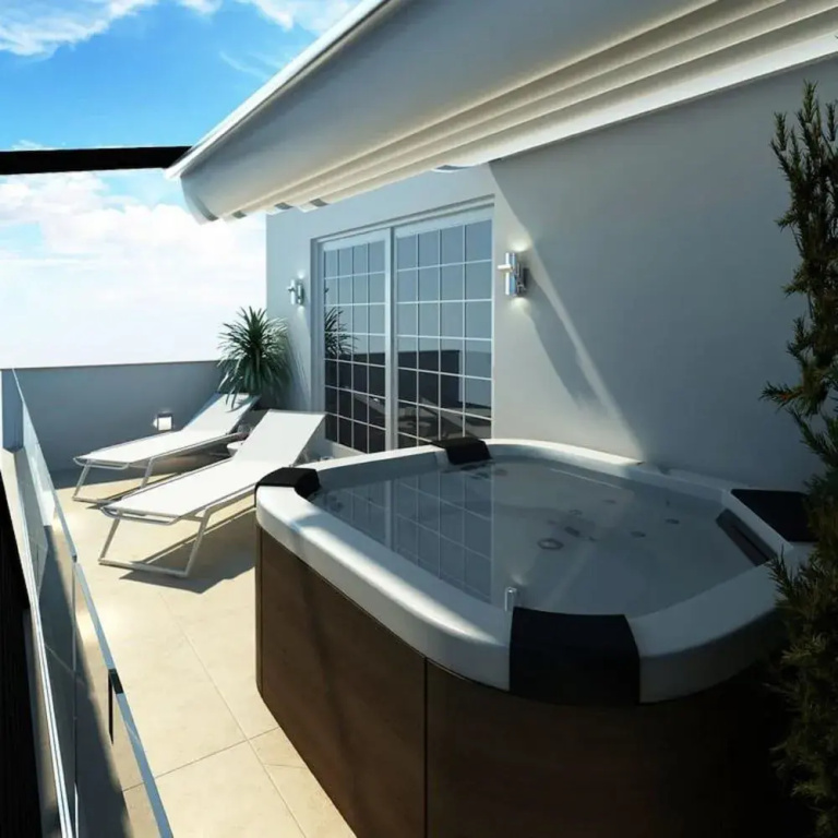 Balcony & Terrace