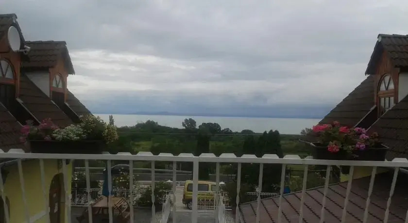 Zafír Panzió és Étterem - фото 7