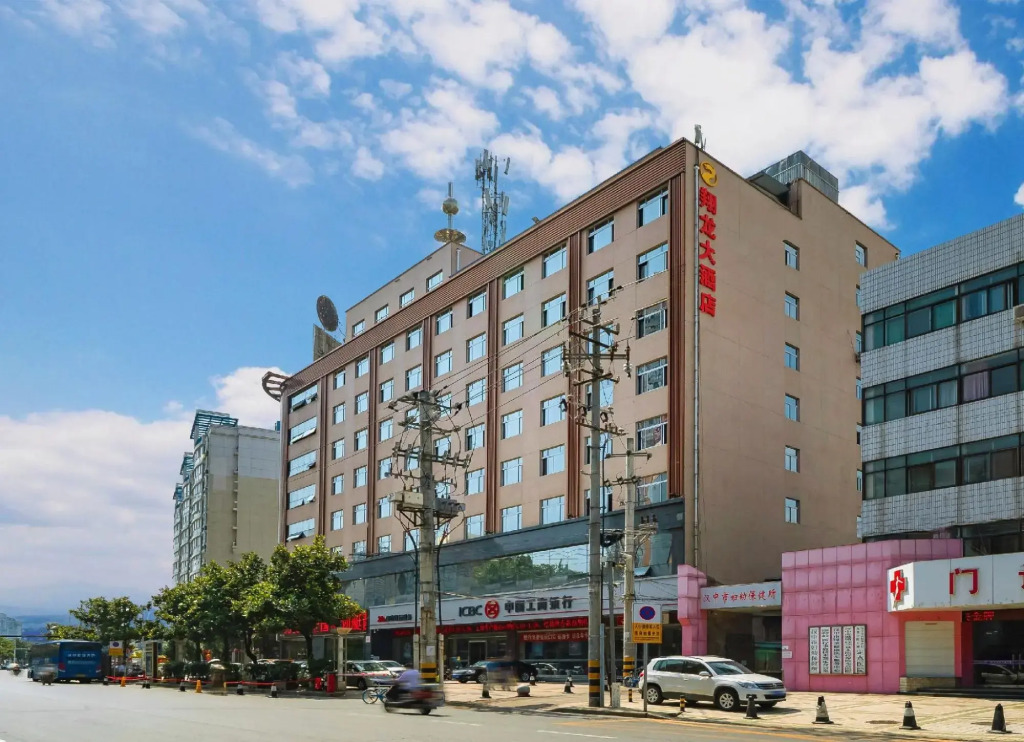 Soaring Dragon Hotel — фото 6