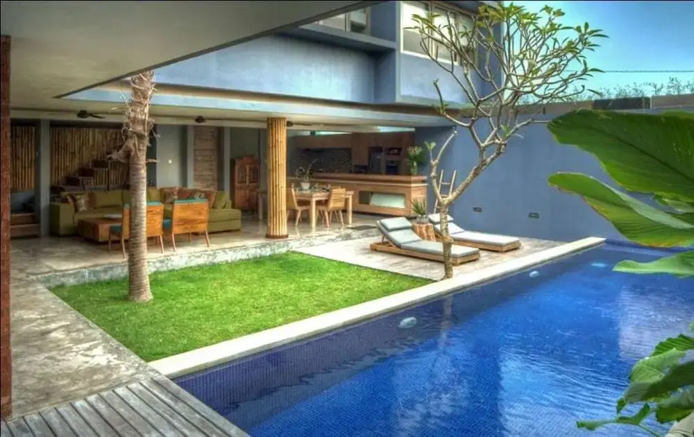 The Grove Bumbak