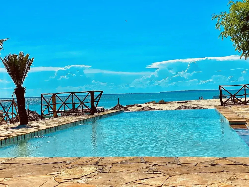 Beach & Waterfront
