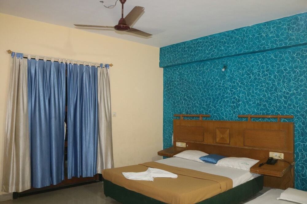 Krish Holiday Inn