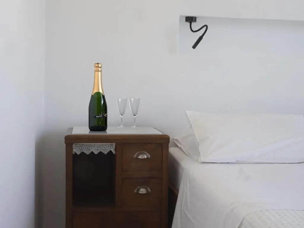 Anemoessa Rooms & Studios — 3
