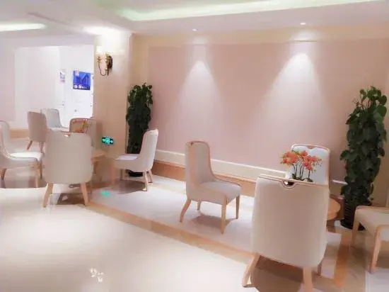 Food & Beverage