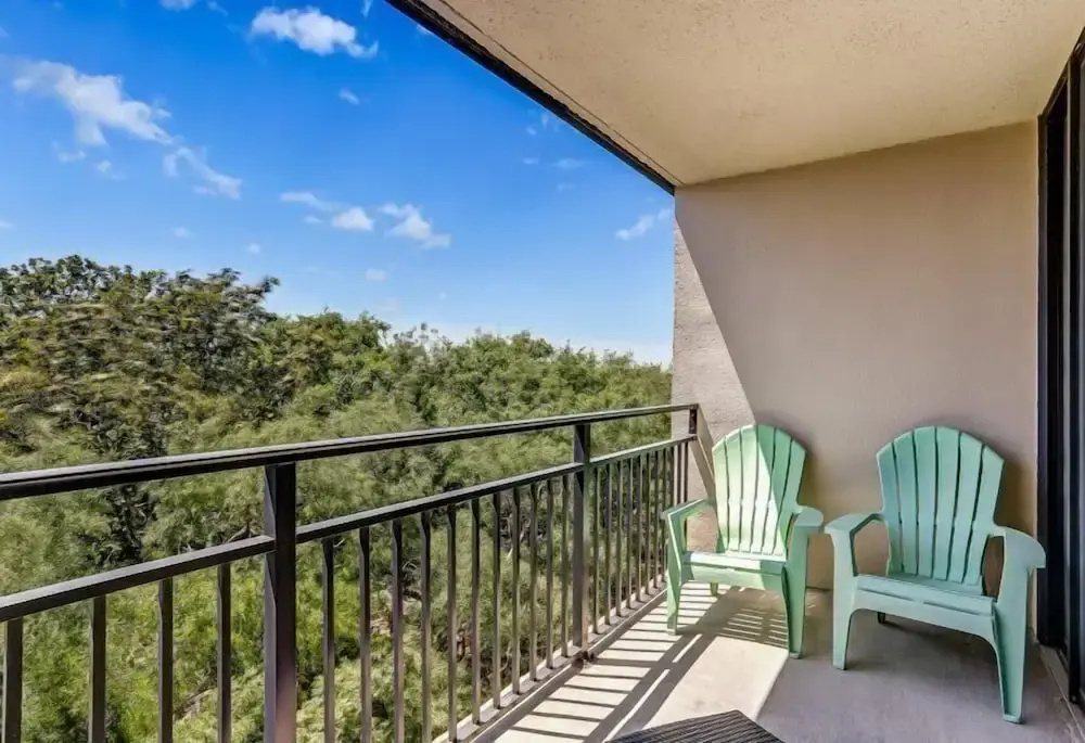 Cottage with balcony