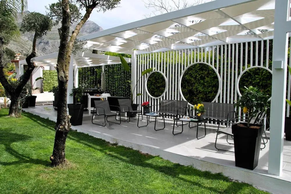 Villa Giselda With Private Pool and Outdoor Whirpool