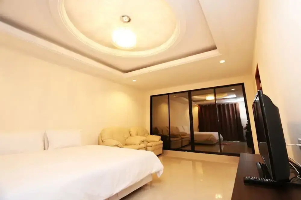 Suite with balcony