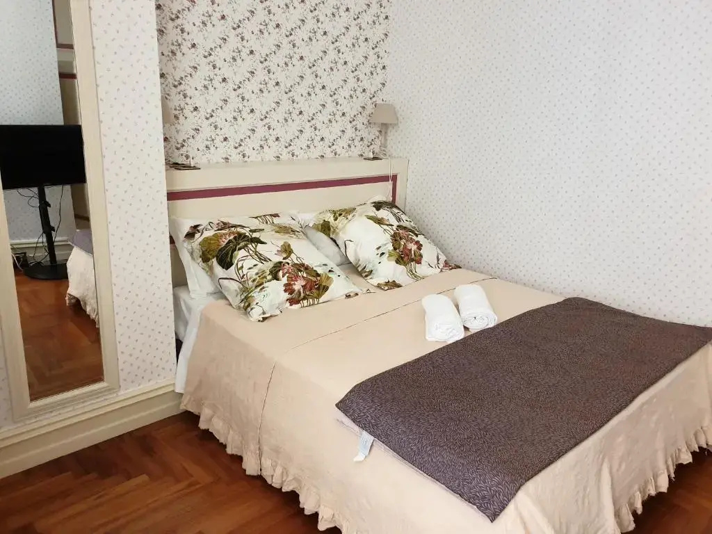 Superior Double room (full double bed)