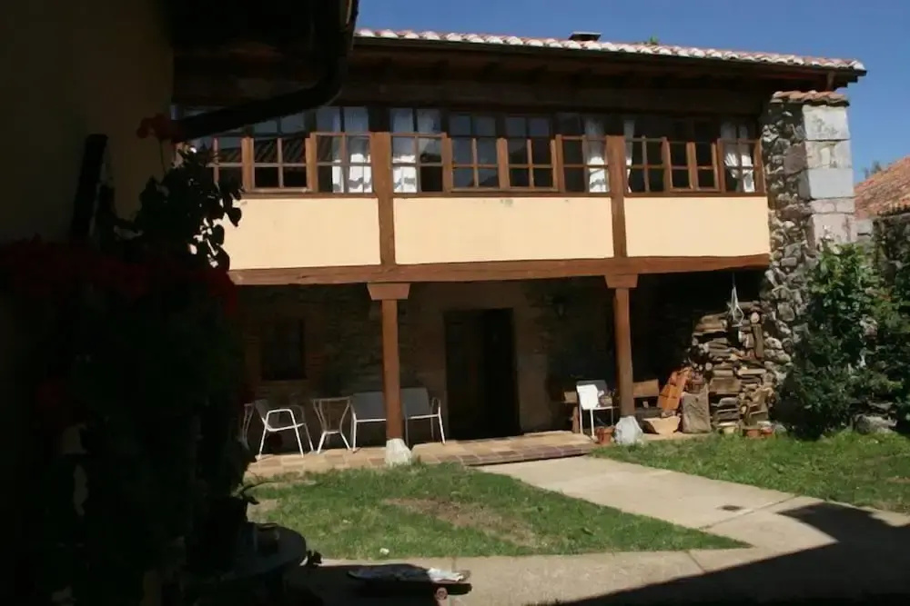 Casa Rural Susaron