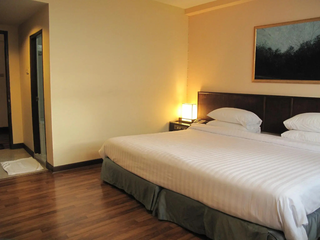 Superior Double room (full double bed)