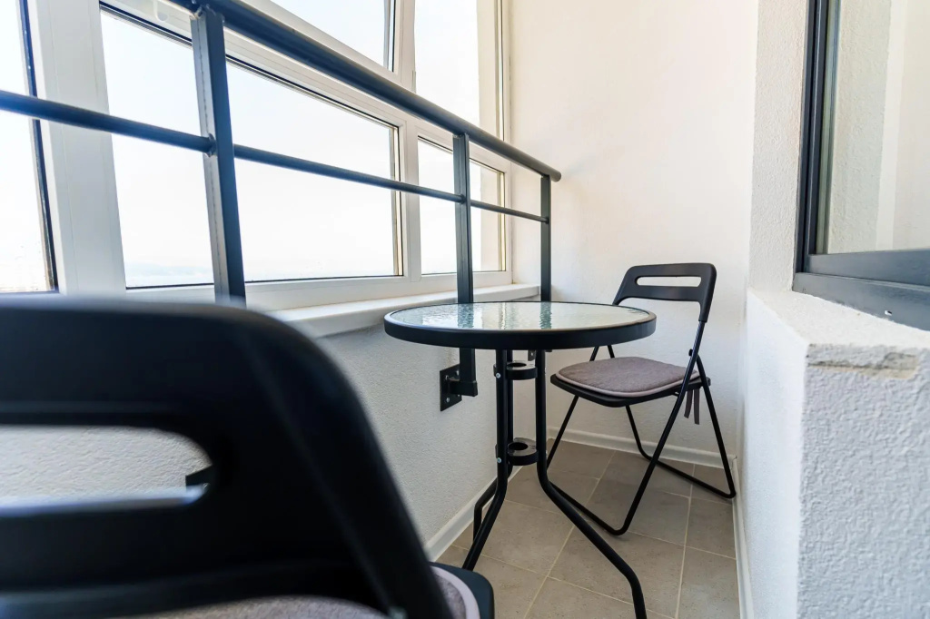 Balcony & Terrace