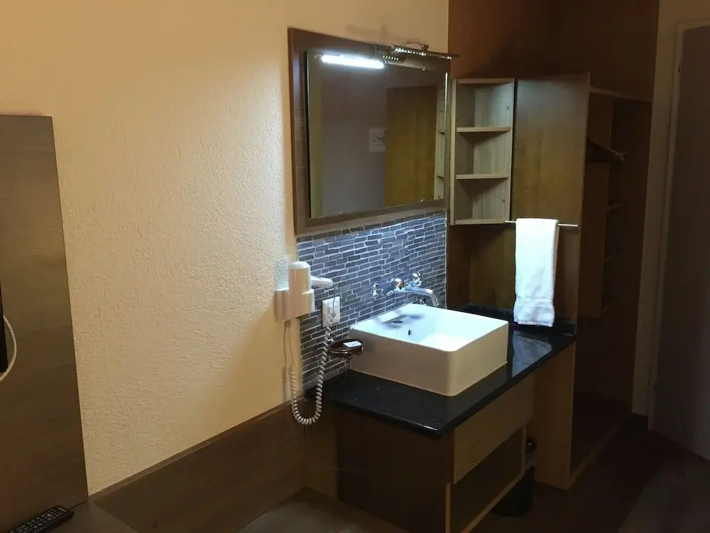Zys Hotel - Chambres
