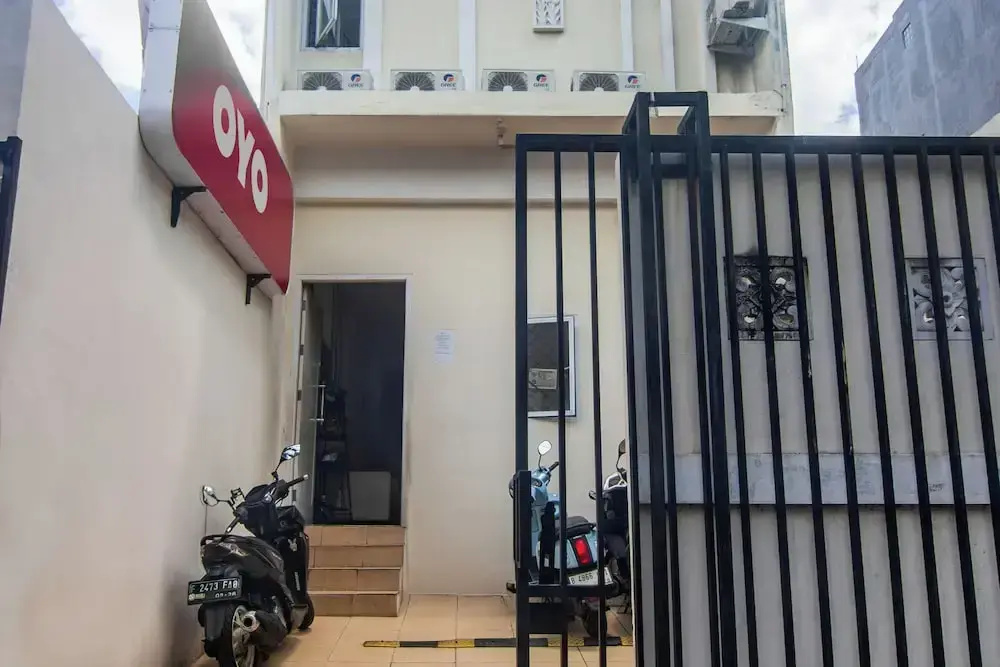 OYO 93720 3D Residence Near Univ. Tarumanegara