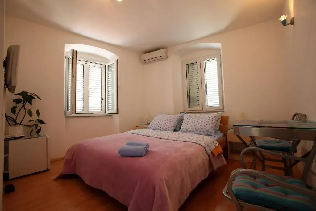Rooms Denis - Chambres