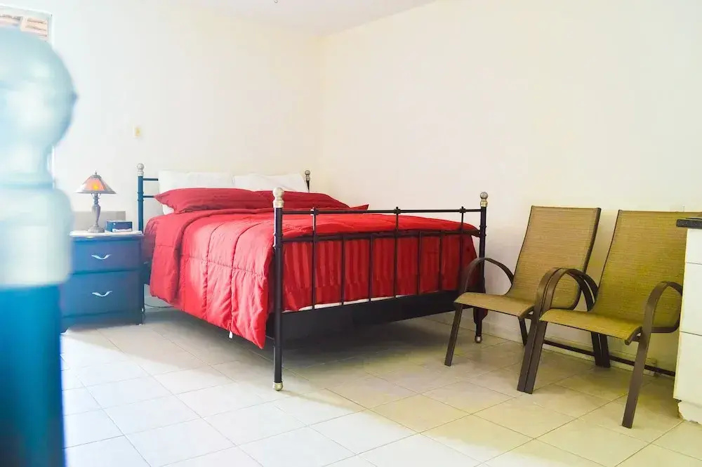 Garden Beach Studios at Montego Bay Club - Chambres