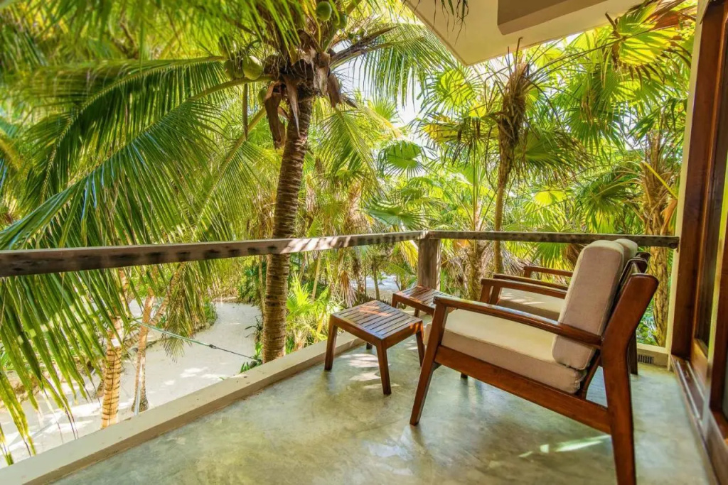 Olas Tulum