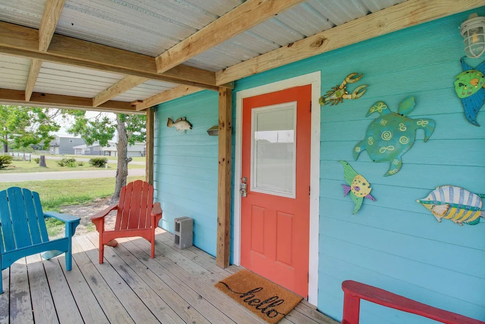 Newly Renovated Rockport Cottage 4 mil Beach