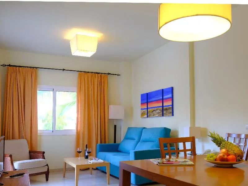 2 Bedrooms Apartment with balcony