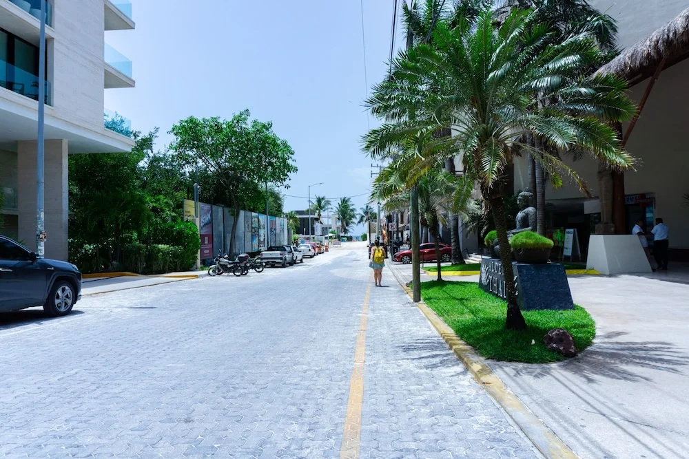 Aldea Thai 305 2 Bedroom Condo by RedAwning