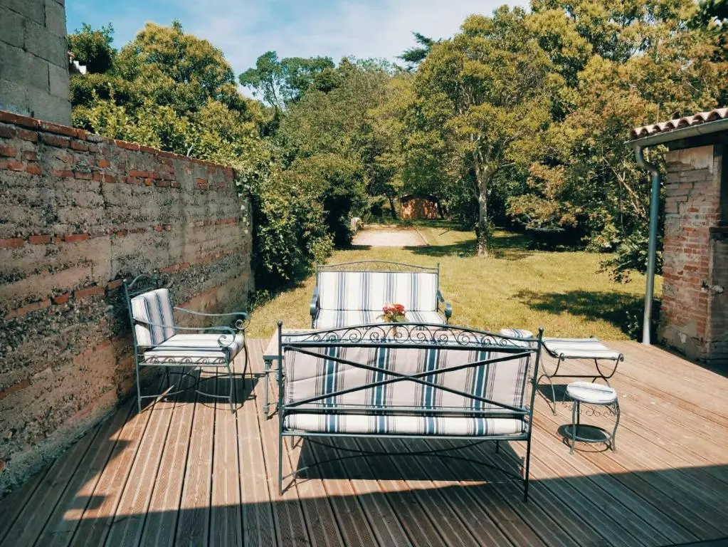 Maison Jardin Petanque, Meett, Airbus, Aeroport, Golf