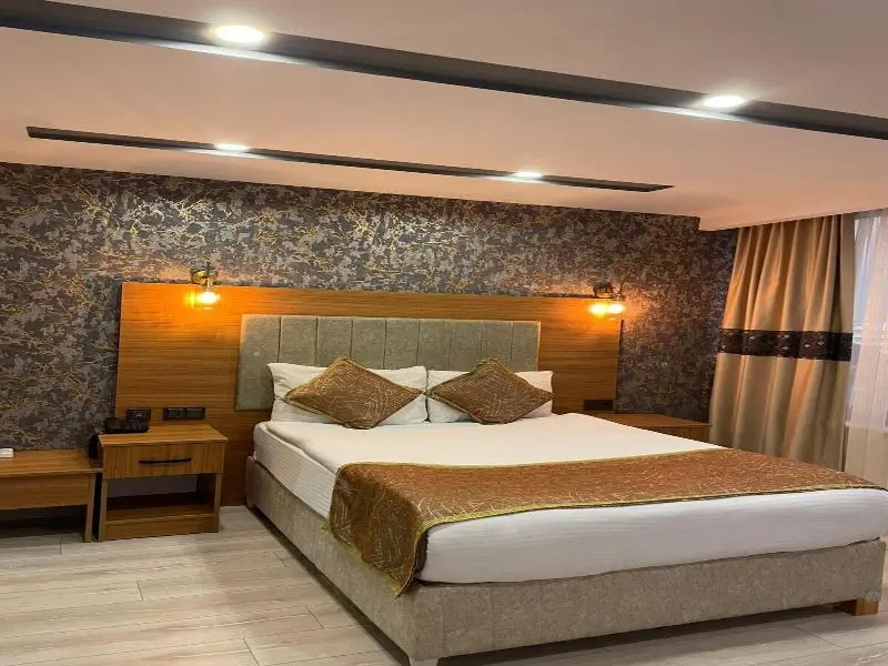 Отель Golden Lux Hotel Antalya в Анталье