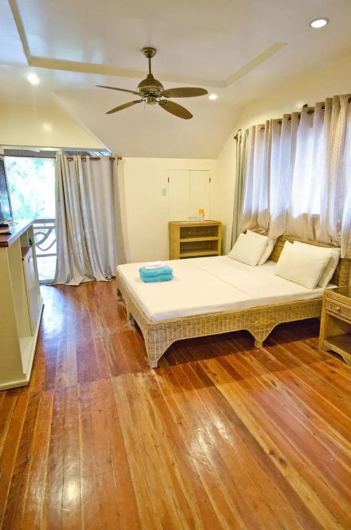 Mike's Dauin Beach Resort - фото 44