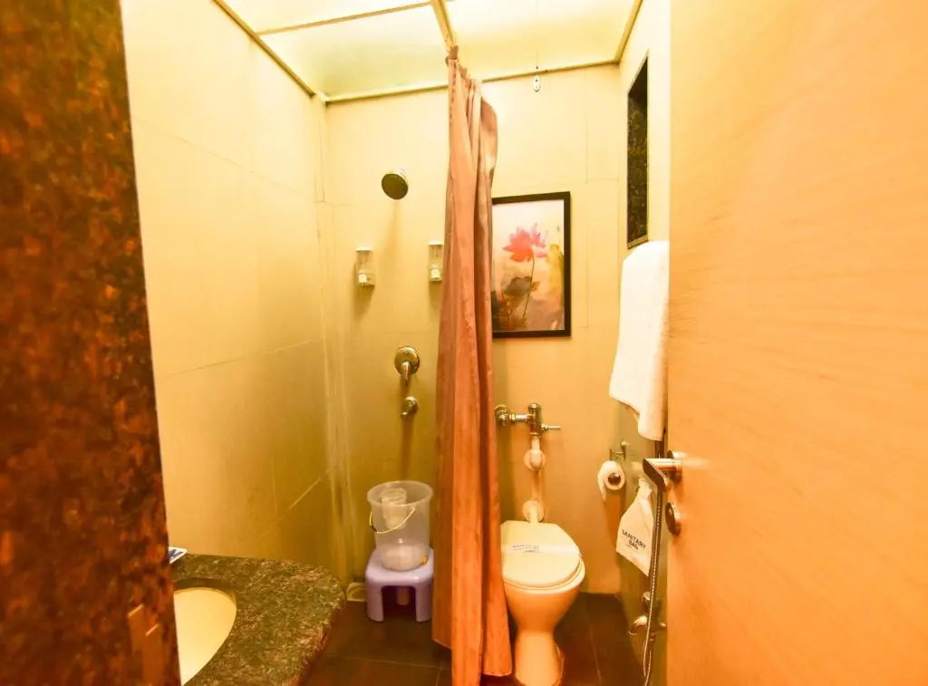 Superior Double room (full double bed)