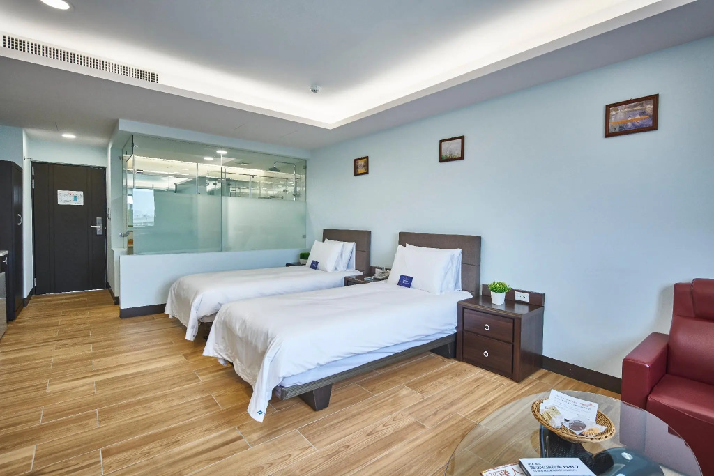 Business Double room (twin beds)