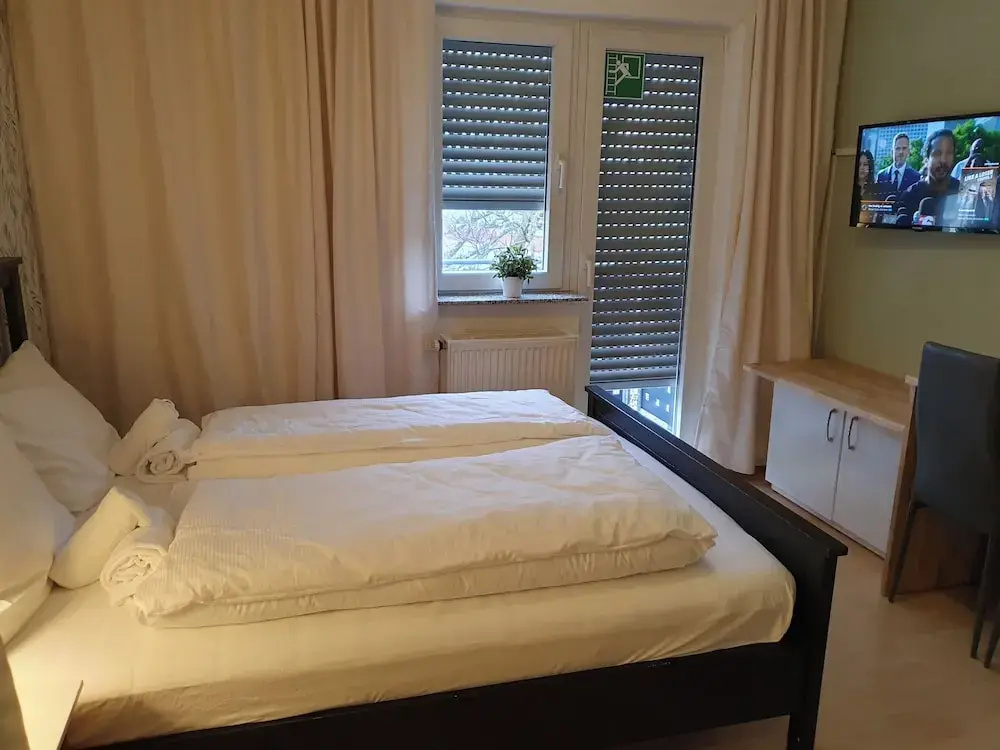 Comfort Double room with balcony (full double bed)