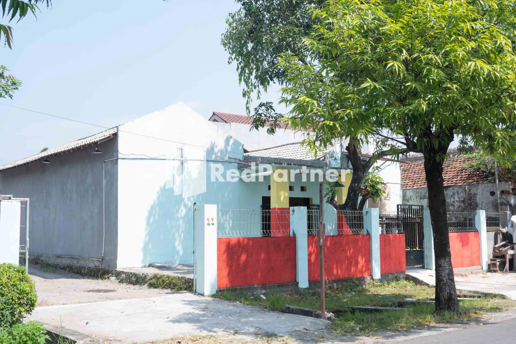 Griya Chanbuha RedPartner near Terminal Tirtonadi Solo